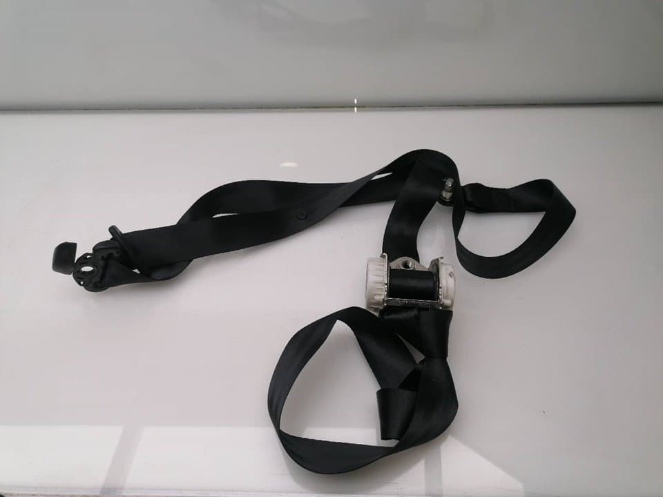 Cinturon seguridad delantero derecho IVECO DAILY CHASIS