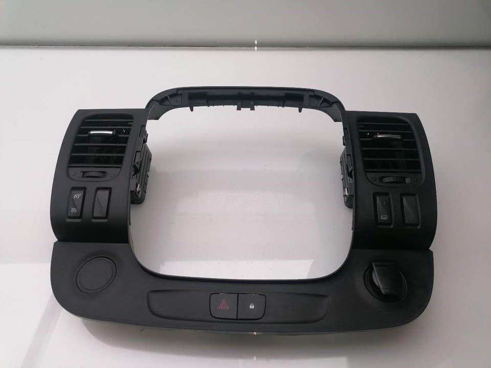Recambio NISSAN NV300 CAMPER ref. 682607479R