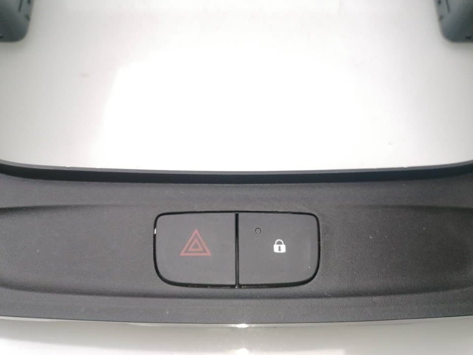 Recambio NISSAN NV300 CAMPER ref. 682607479R 5