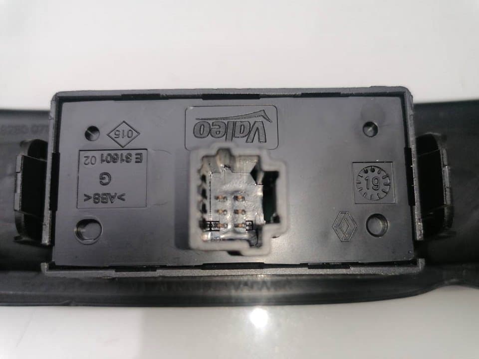 Recambio NISSAN NV300 CAMPER ref. 682607479R 4