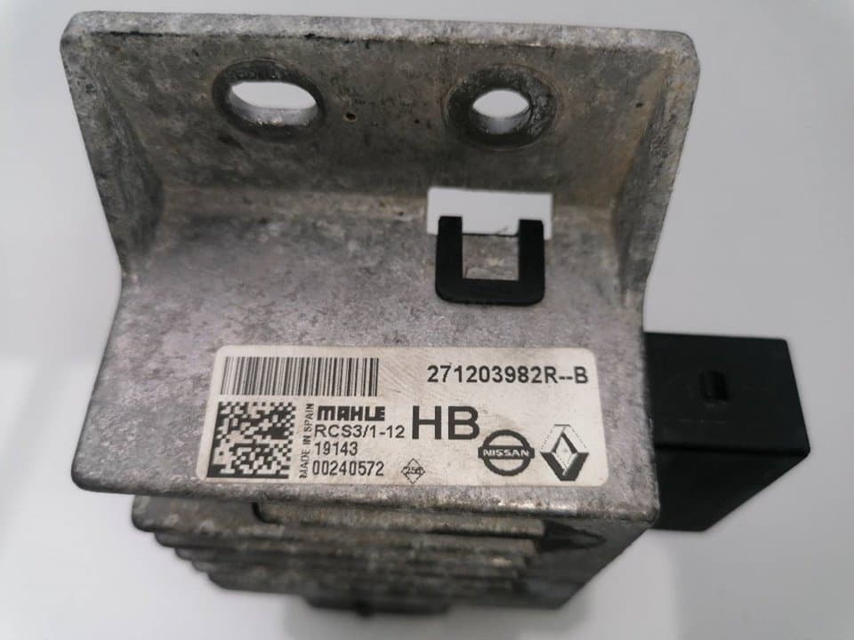 Caja precalentamiento NISSAN NV300 CAMPER 3
