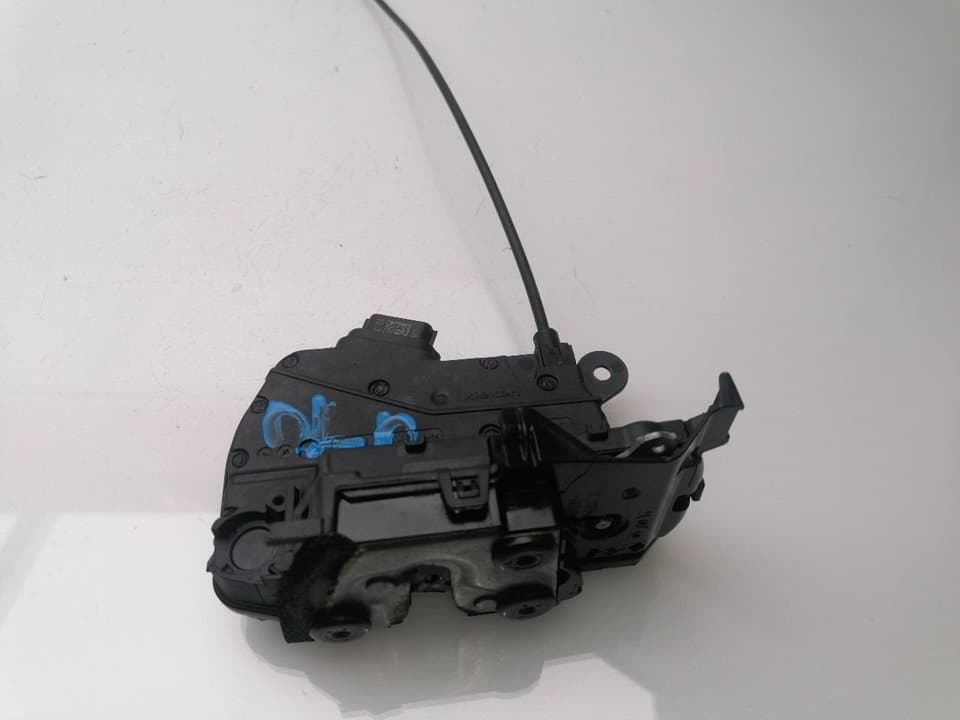 Cerradura puerta delantera derecha NISSAN NV300 CAMPER 2