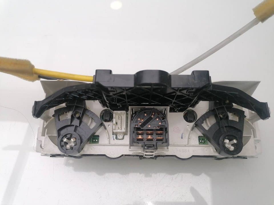 Recambio ISUZU D-MAX ref. 8981622140 4