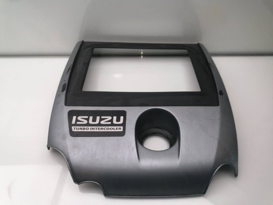 Tapa motor ISUZU D-MAX