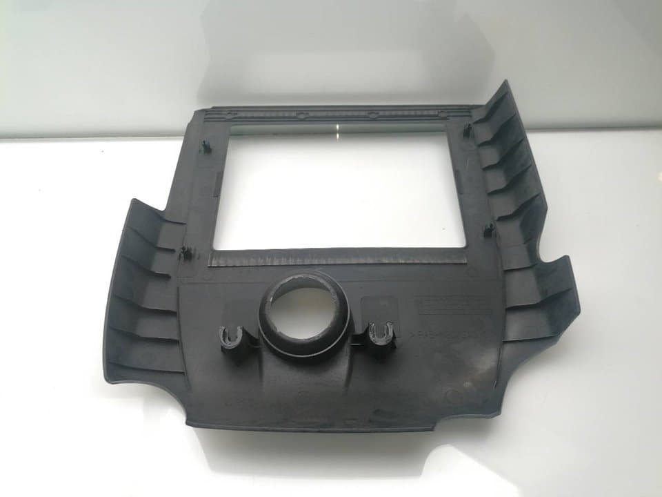 Tapa motor ISUZU D-MAX 2