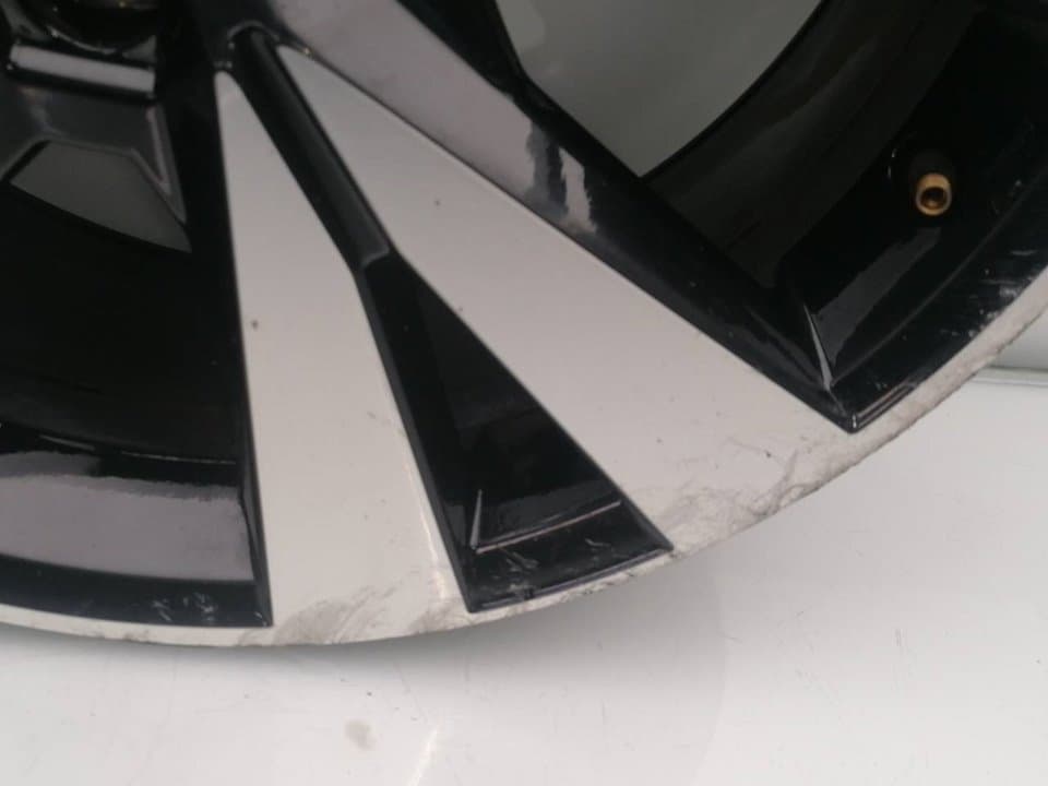 Llanta SEAT ARONA 5