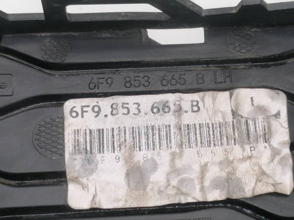 Recambio SEAT ARONA ref. 6F9853665B 2