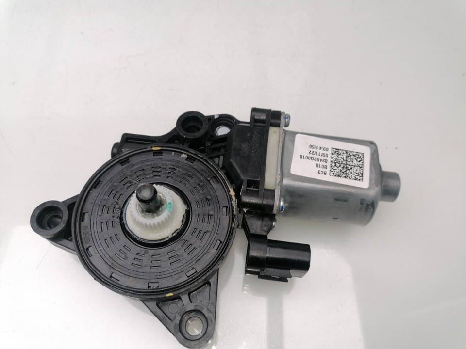 Motor elevalunas delantero derecho HYUNDAI BAYON 4