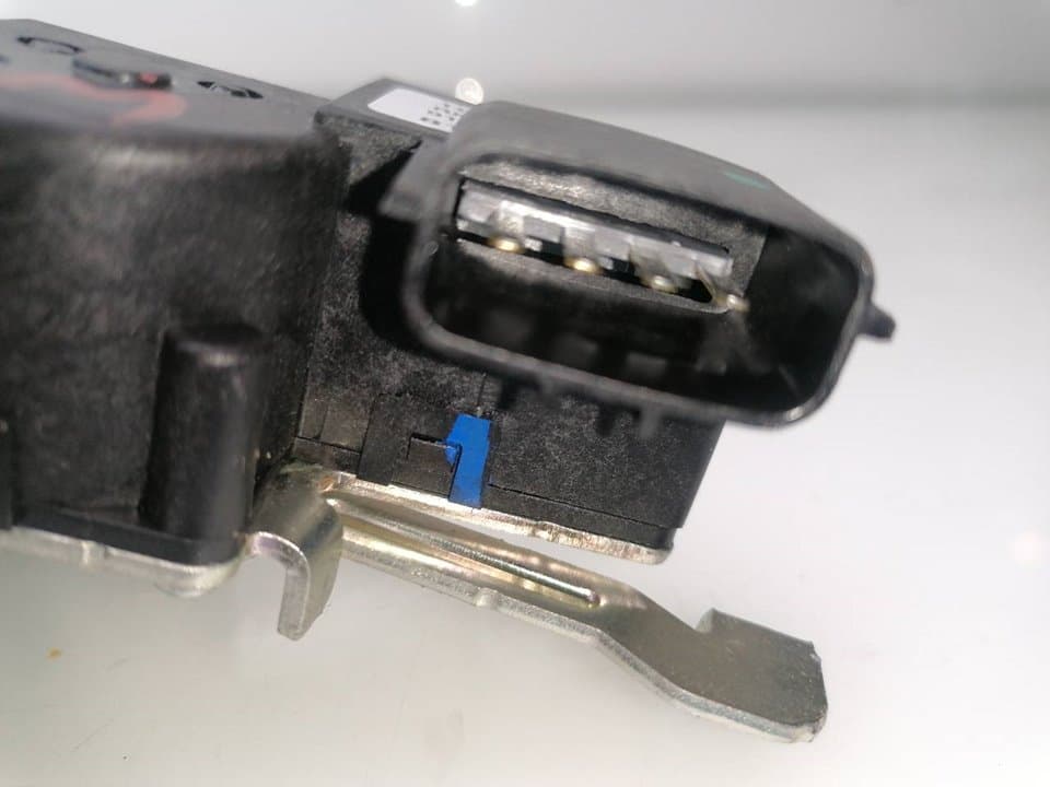 Cerradura maletero / porton HYUNDAI BAYON 3