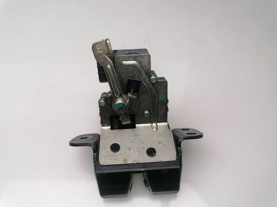 Cerradura maletero / porton HYUNDAI BAYON 2