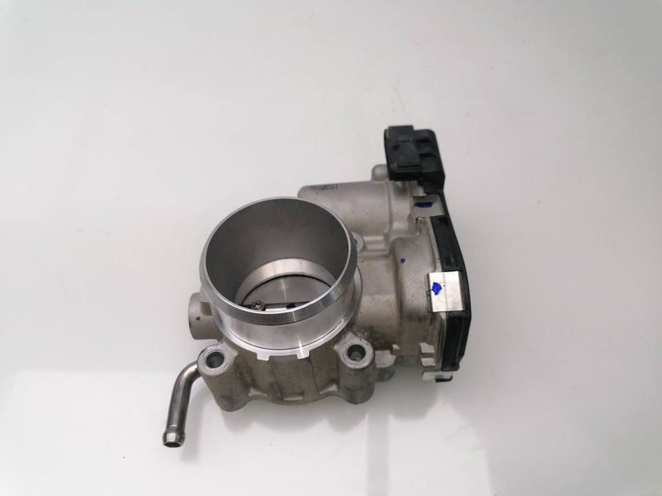 Caja mariposa HYUNDAI BAYON 4