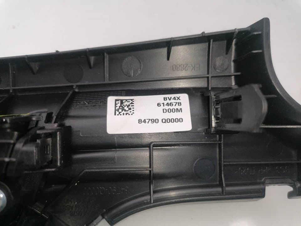 Recambio HYUNDAI BAYON ref. 84790Q0000 2