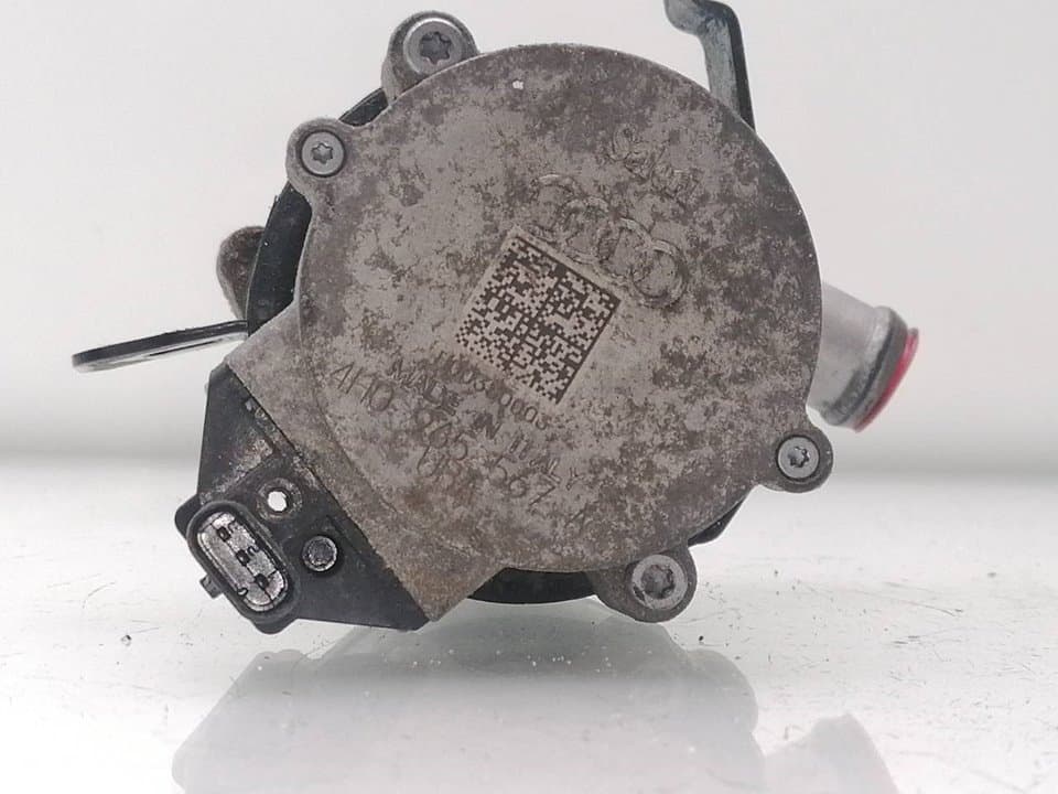 Bomba agua AUDI A4 AVANT (8W5)
