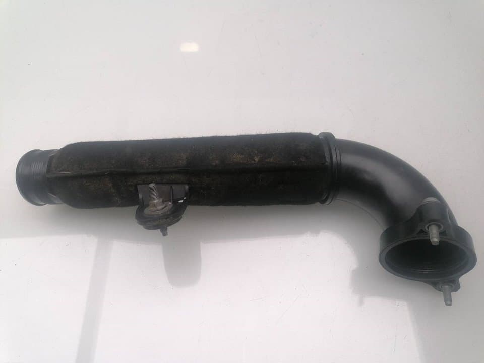 Tubo AUDI A4 AVANT (8W5)
