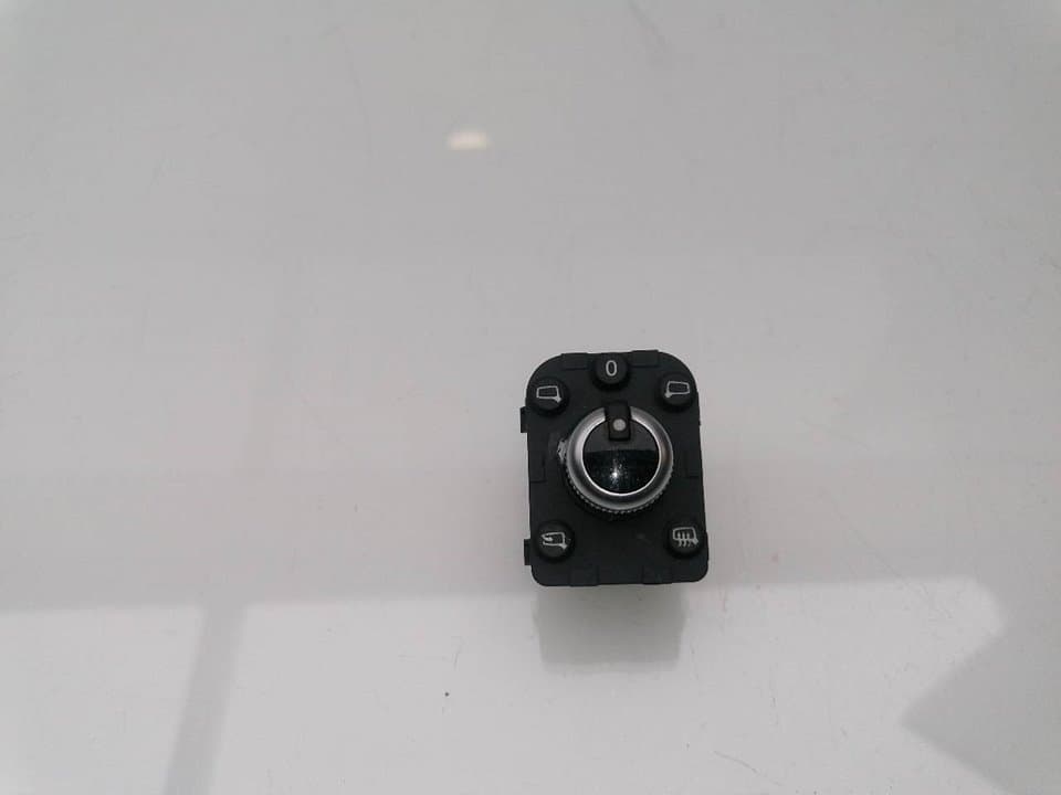 Mando retrovisor AUDI A4 AVANT (8W5)