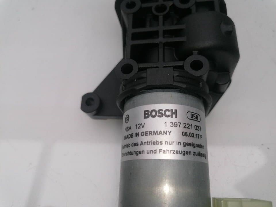Cerradura maletero / porton AUDI A4 AVANT (8W5) 2