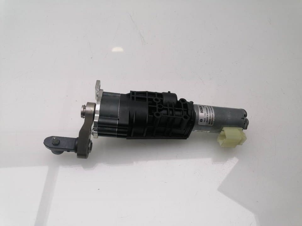 Cerradura maletero / porton AUDI A4 AVANT (8W5)