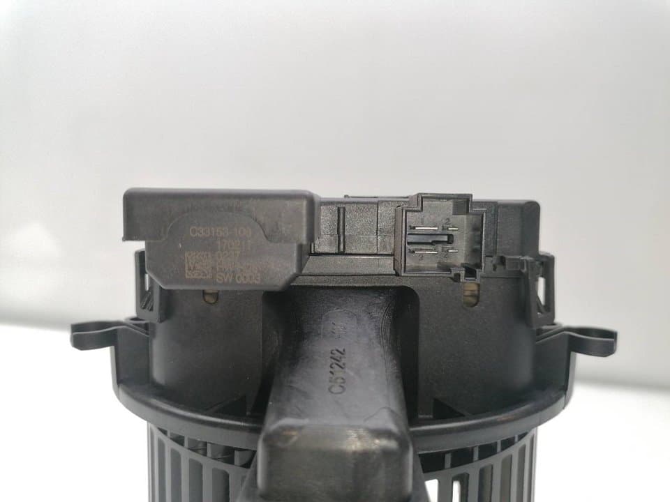 Motor calefaccion AUDI A4 AVANT (8W5) 2