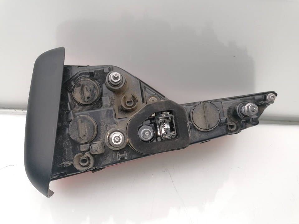 Piloto trasero izquierdo AUDI A4 AVANT (8W5) 4