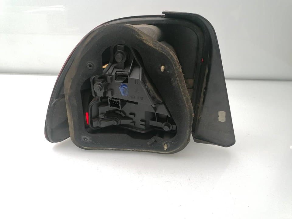 Piloto trasero derecho ROVER 400 II HATCHBACK (RT) 3