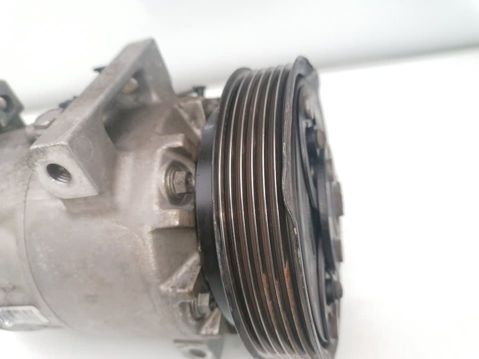 Recambio RENAULT CLIO IV ref. 926008582R 5
