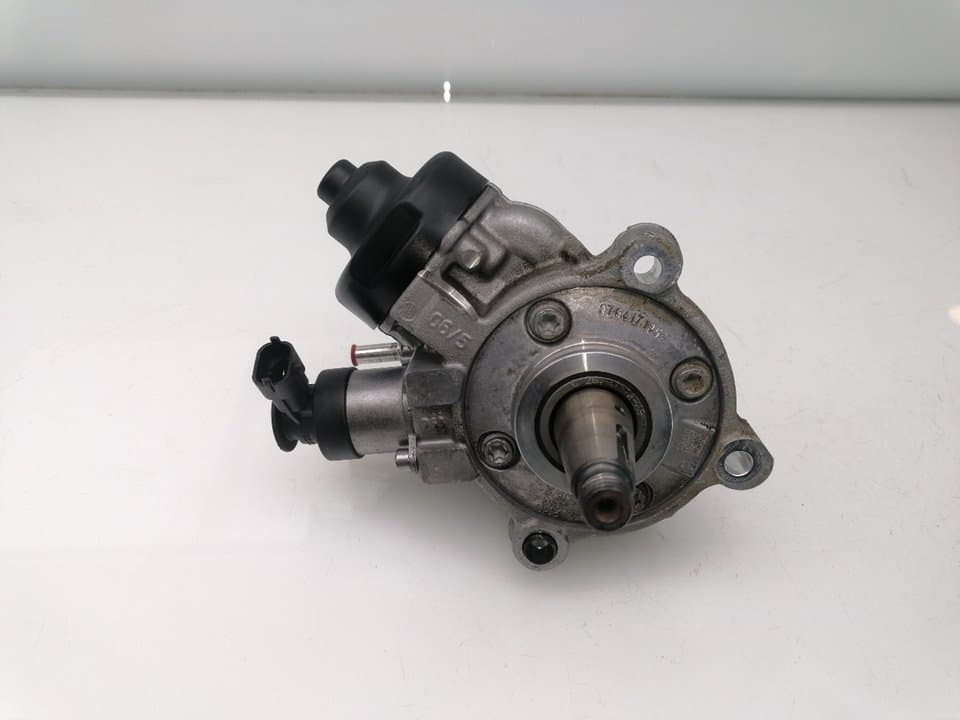 Bomba inyeccion RENAULT CLIO IV