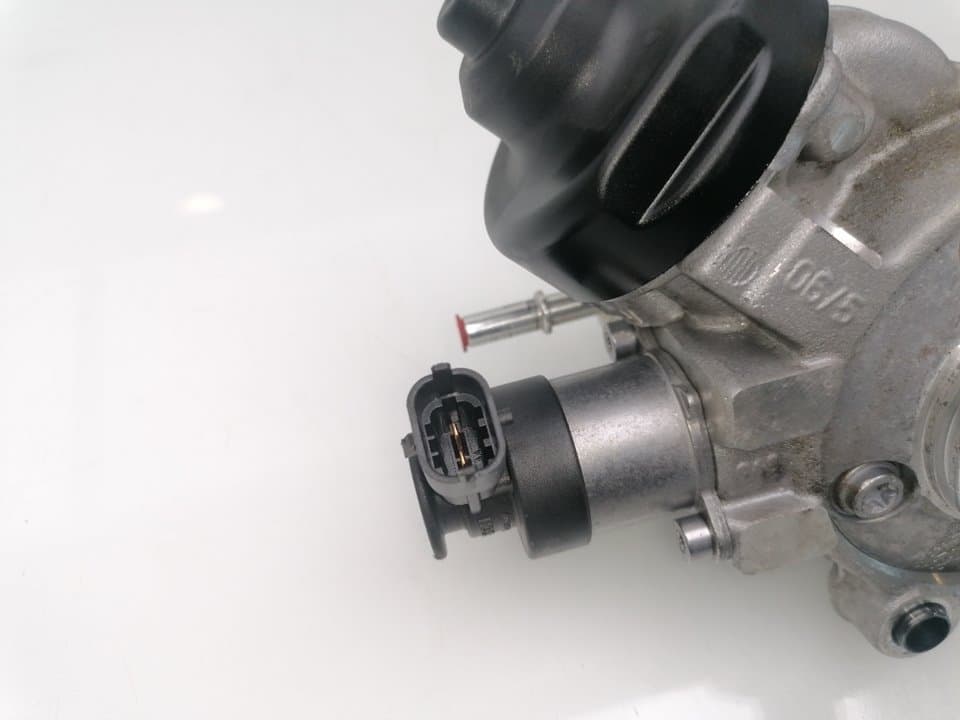 Bomba inyeccion RENAULT CLIO IV 4