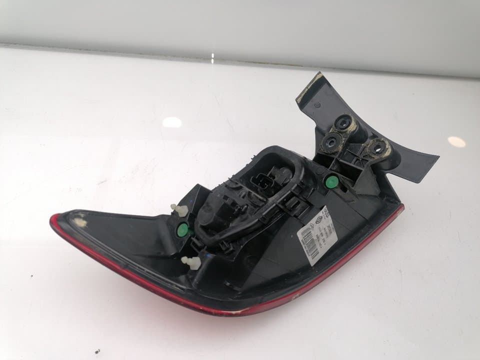Piloto trasero derecho RENAULT CLIO IV 3