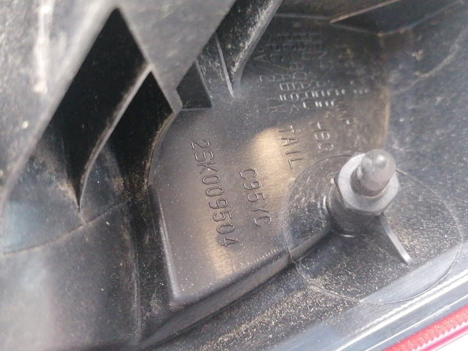 Piloto trasero izquierdo FORD C-MAX (CB3)
