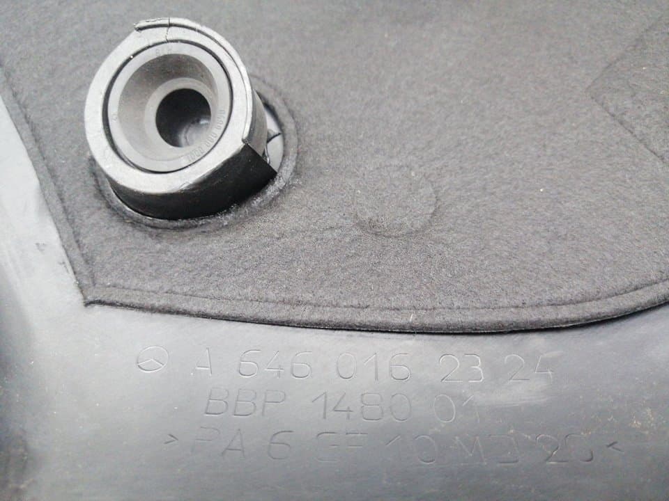 Tapa motor MERCEDES-BENZ CLASE C (W203) BERLINA
