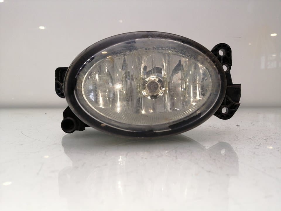 Faro antiniebla izquierdo MERCEDES-BENZ CLASE C (W203) BERLINA 4