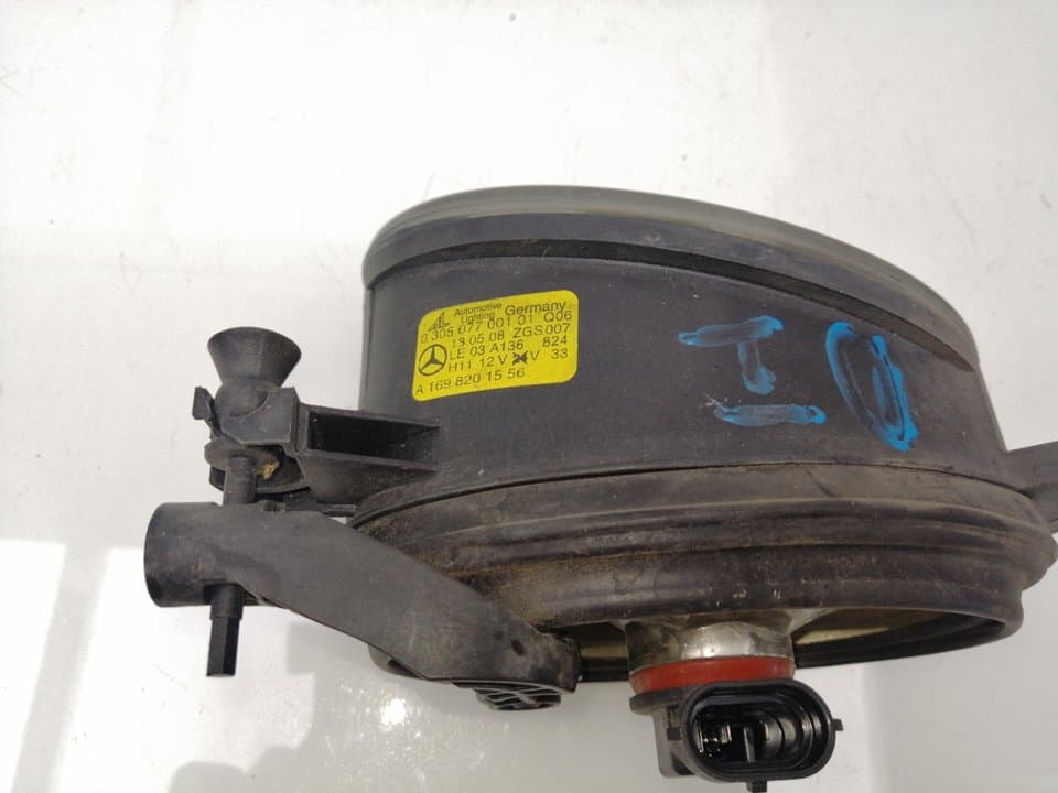 Faro antiniebla izquierdo MERCEDES-BENZ CLASE C (W203) BERLINA