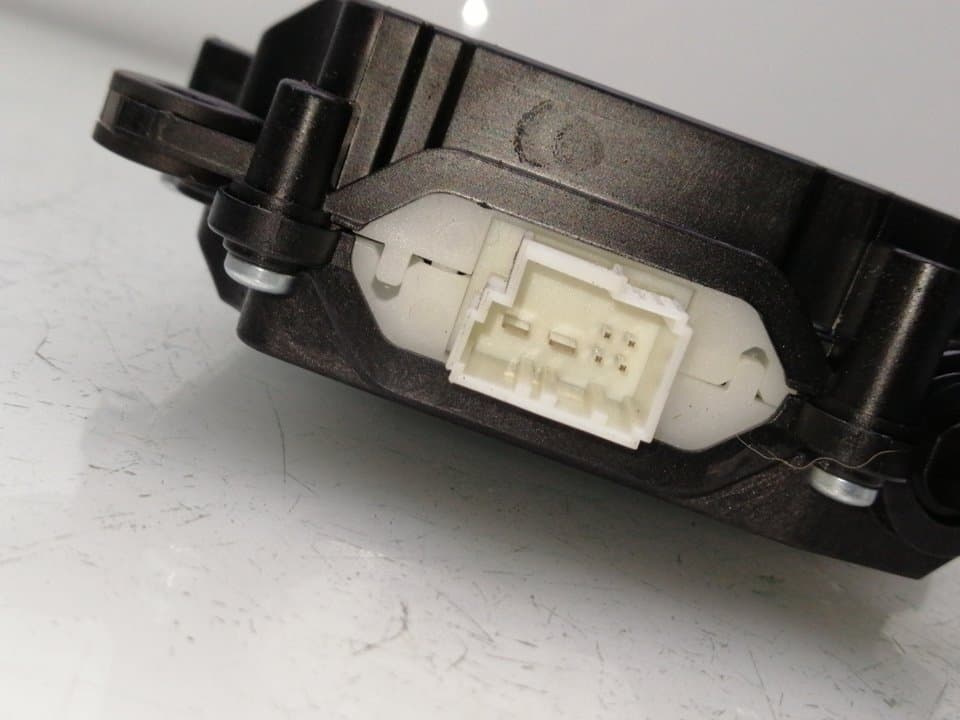 Cerradura maletero / porton BMW 5 TOURING (F11) 520 D XDRIVE (2011 - 2017) 2000CCM 2