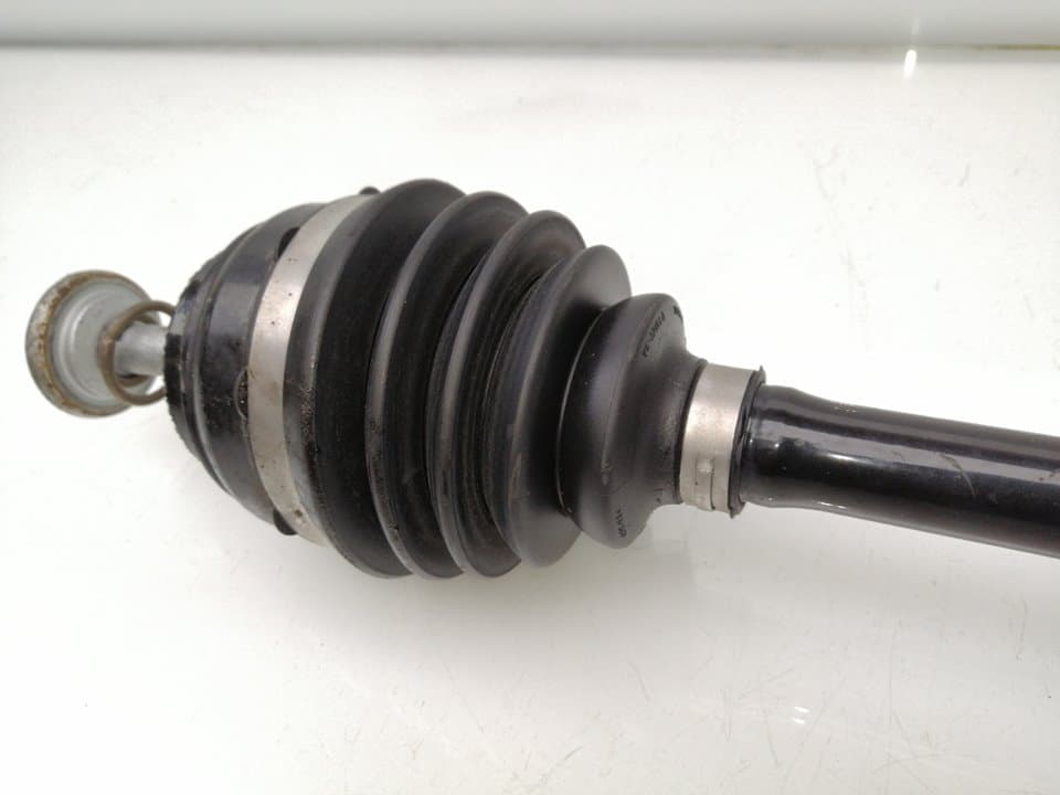 Transmision delantera izquierda BMW 5 TOURING (F11) 520 D XDRIVE (2011 - 2017) 2000CCM