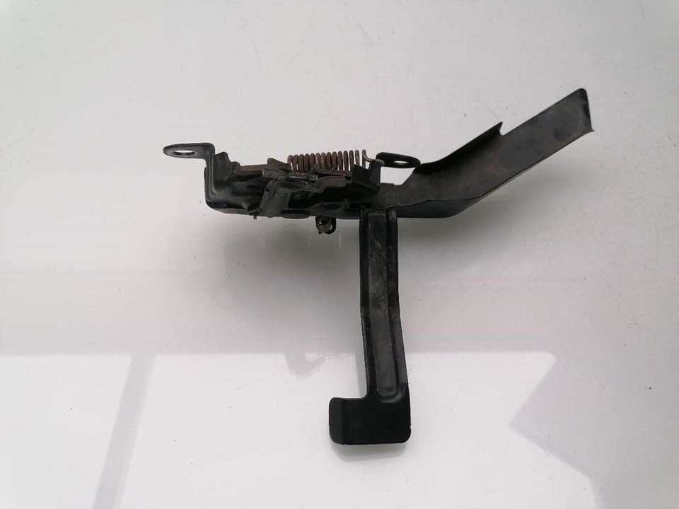 Cerradura capot TOYOTA HILUX (GUN1)