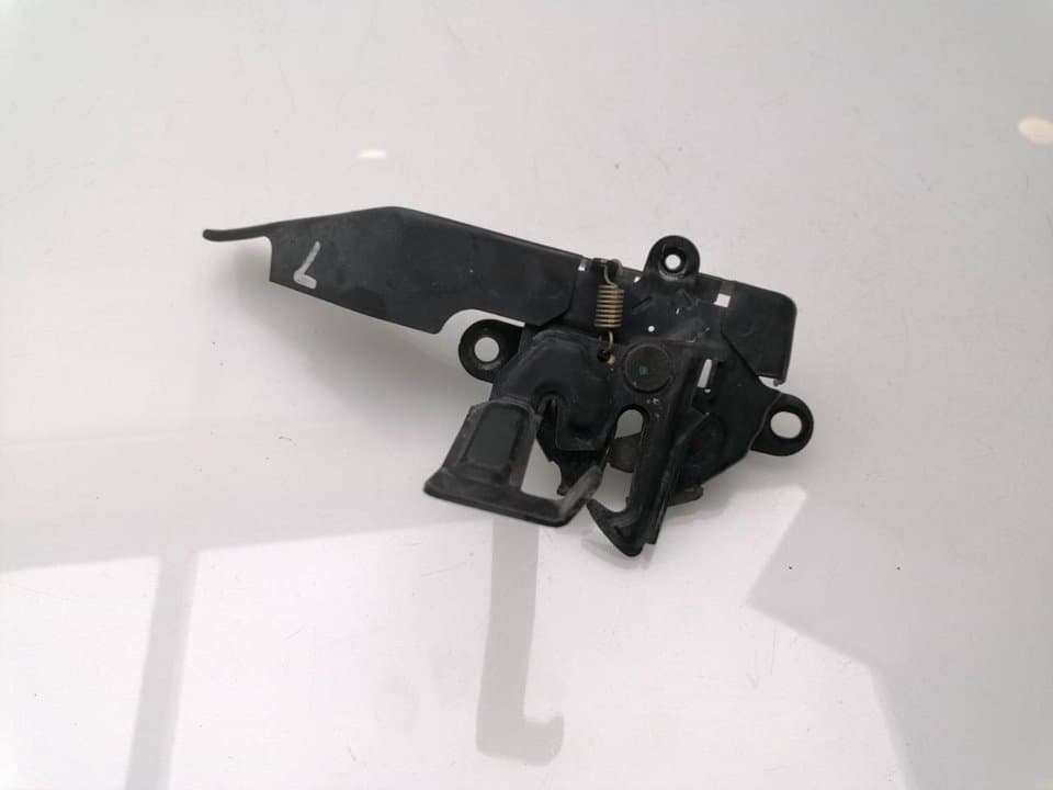 Cerradura capot TOYOTA HILUX (GUN1) 2