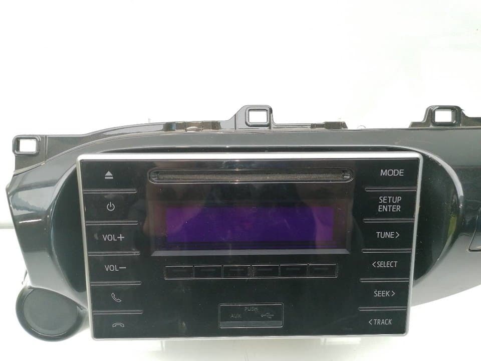 Sistema audio / radio cd TOYOTA HILUX (GUN1) 5