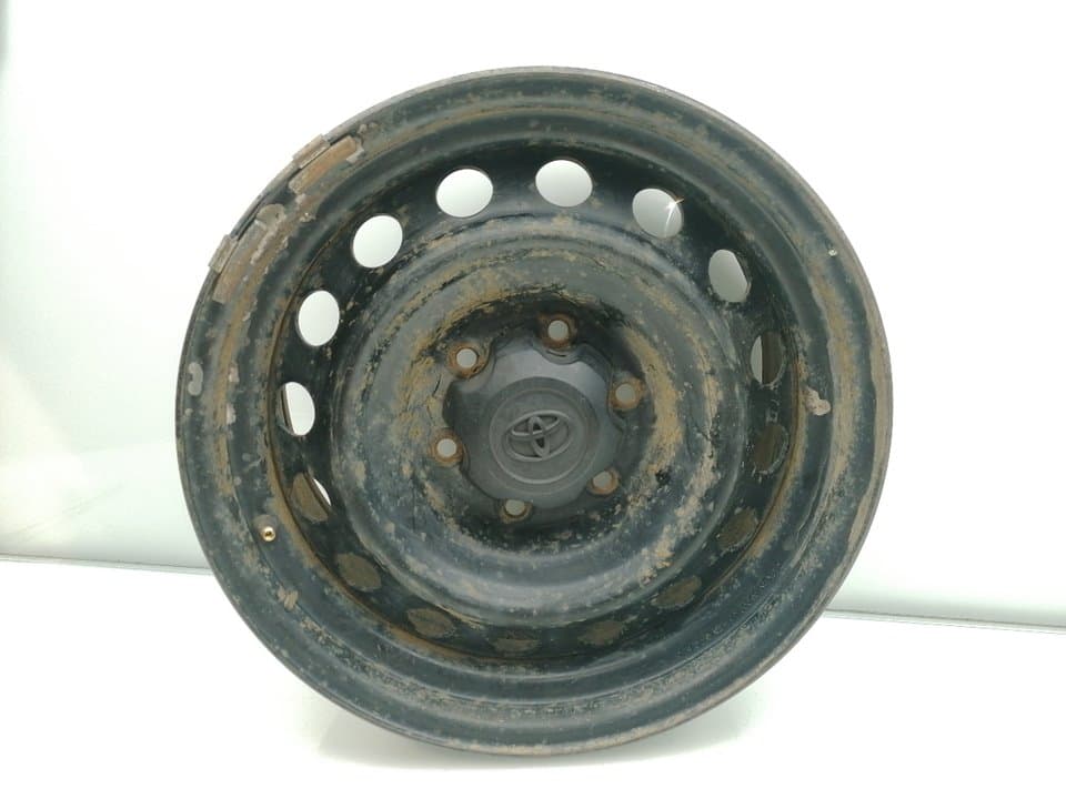 Llanta TOYOTA HILUX (GUN1) 3