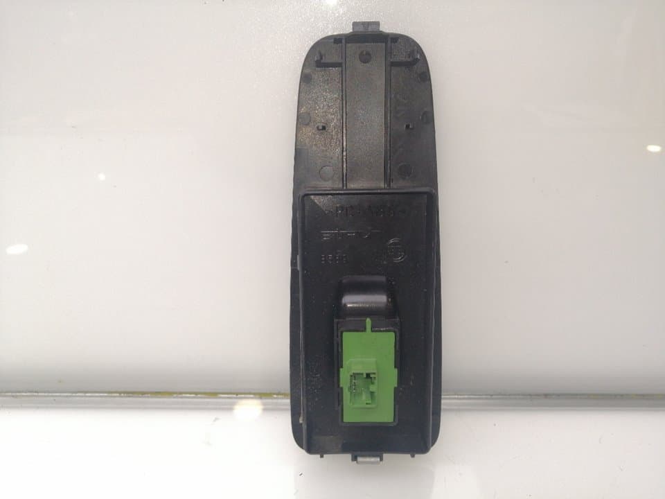 Mando elevalunas delantero derecho FIAT DUCATO FURGONETA (250_)