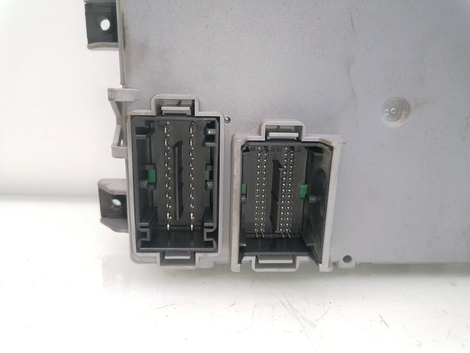 Caja reles / fusibles FIAT PUNTO (199)