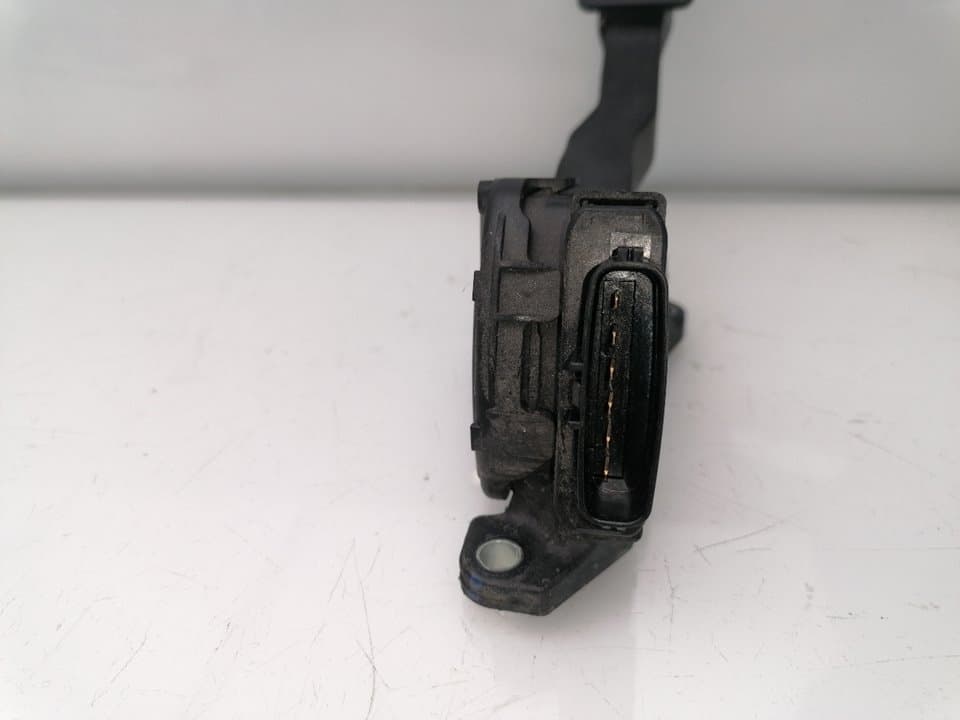 Pedal acelerador SUZUKI SWIFT (AZ)