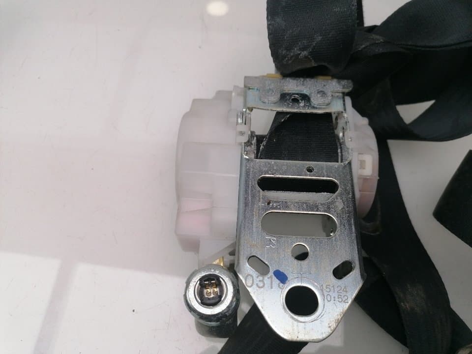 Cinturon seguridad delantero derecho SUZUKI SWIFT (AZ) 2
