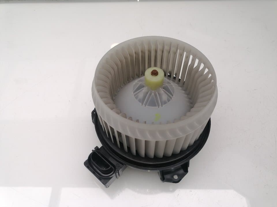 Motor calefaccion SUZUKI SWIFT (AZ) 4