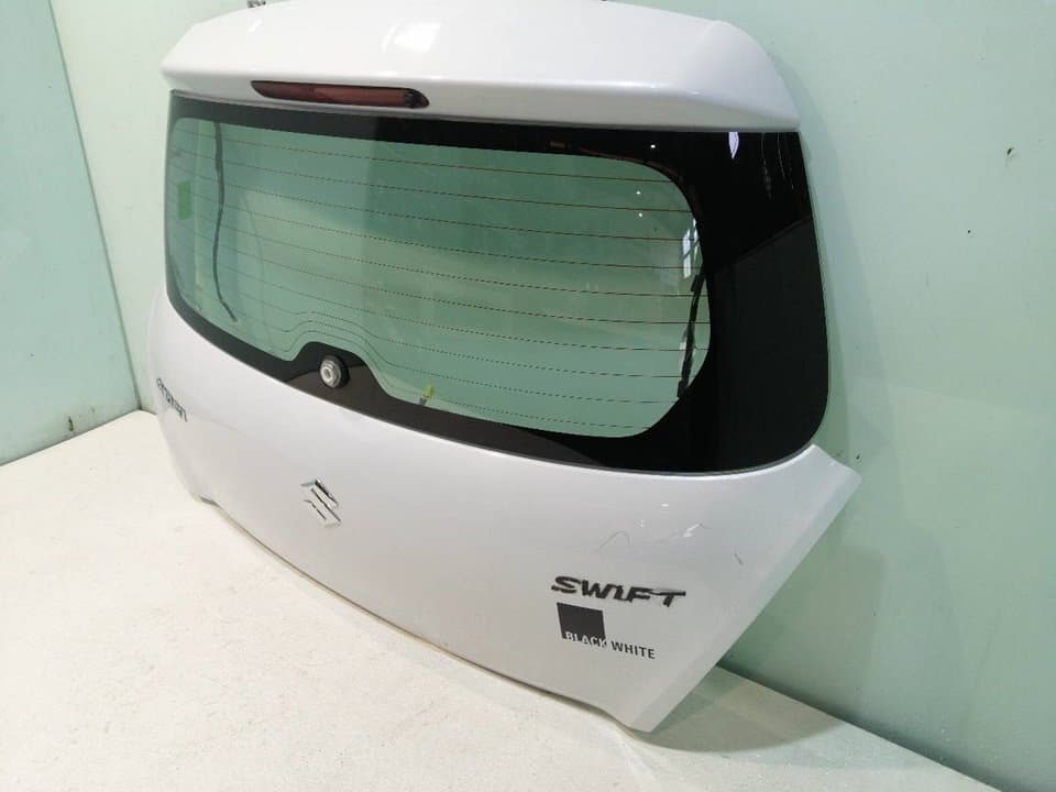 Porton trasero SUZUKI SWIFT (AZ) 5