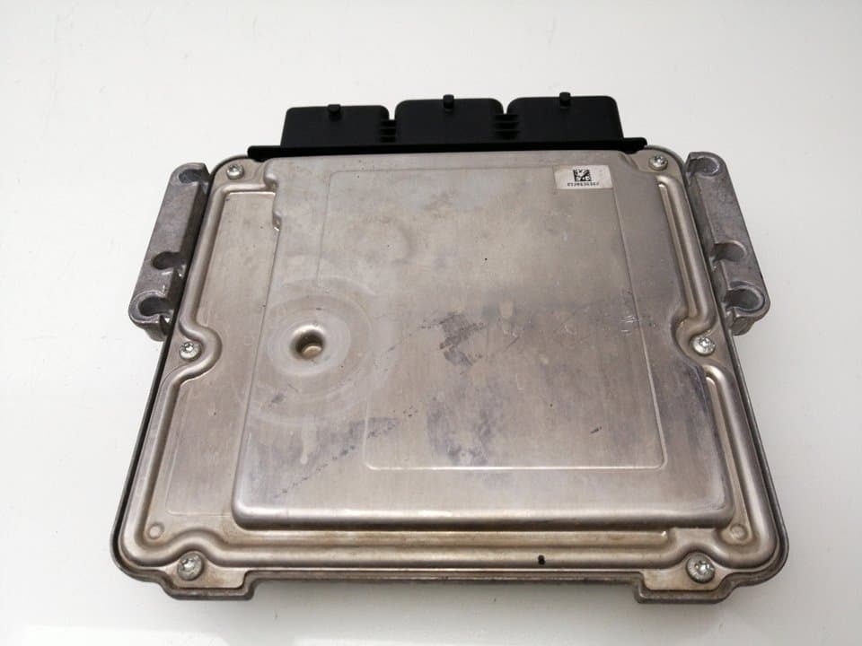 Centralita motor uce LAND ROVER FREELANDER 2 (L359) 2