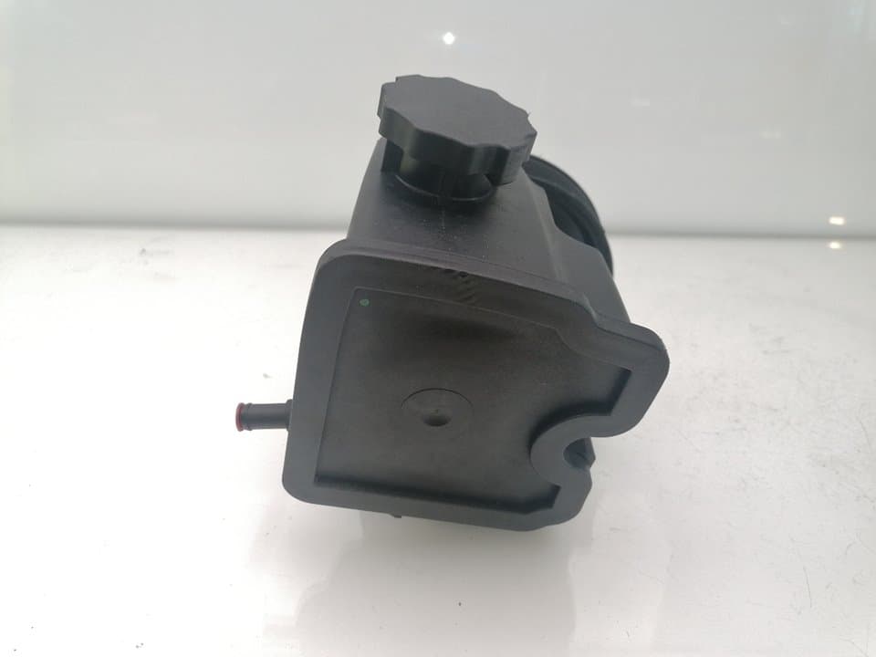 Bomba direccion MERCEDES-BENZ CLASE E (W210) 4
