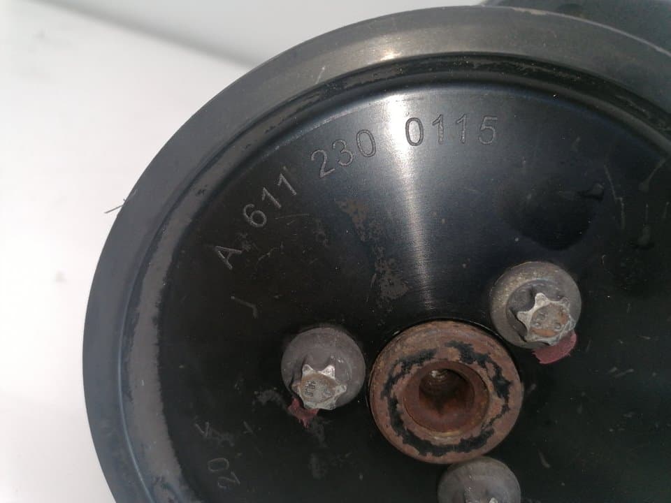 Bomba direccion MERCEDES-BENZ CLASE E (W210) 2
