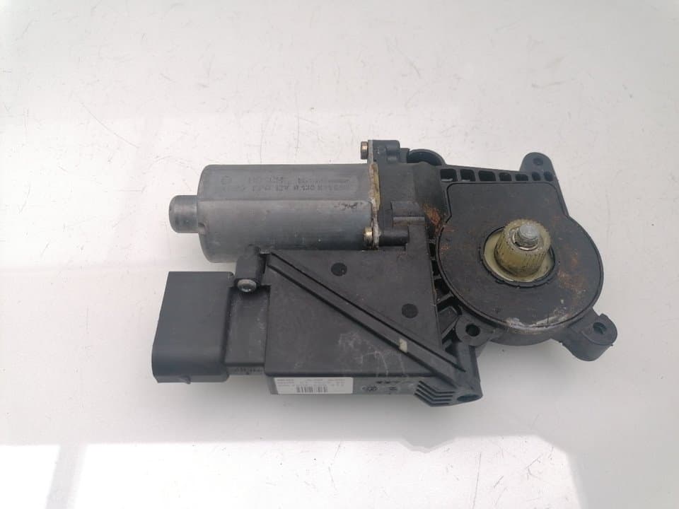 Motor elevalunas trasero derecho MERCEDES-BENZ CLASE E (W210) 3