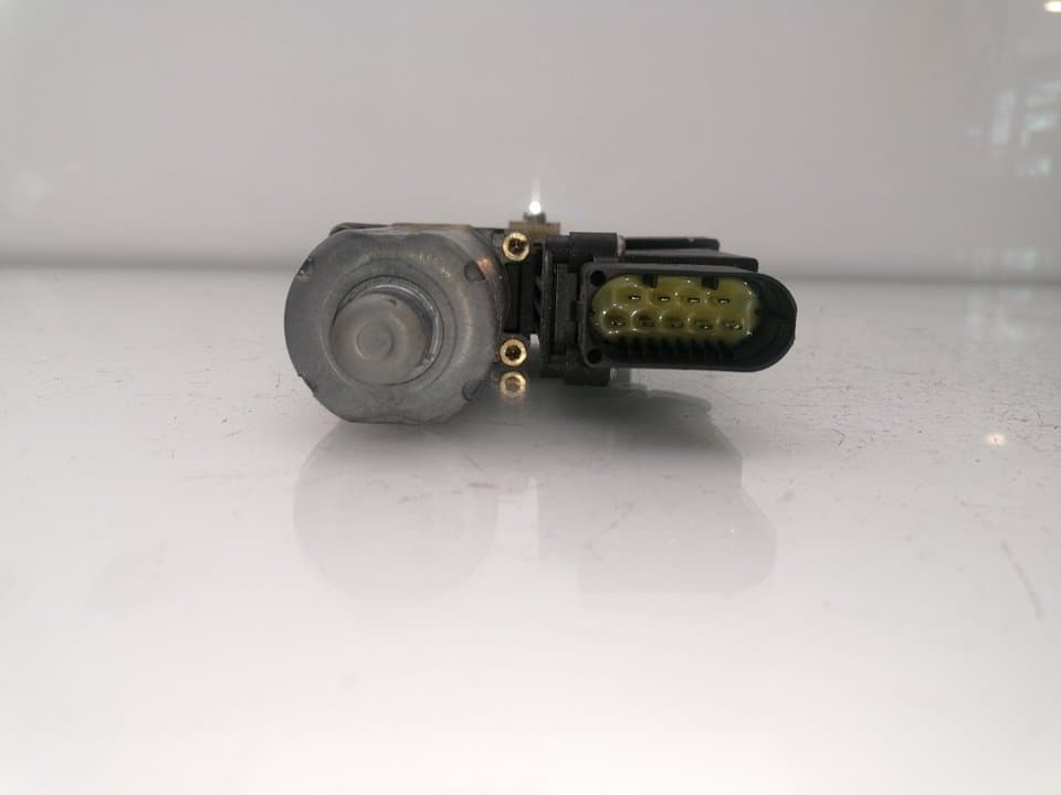 Motor elevalunas trasero derecho MERCEDES-BENZ CLASE E (W210)