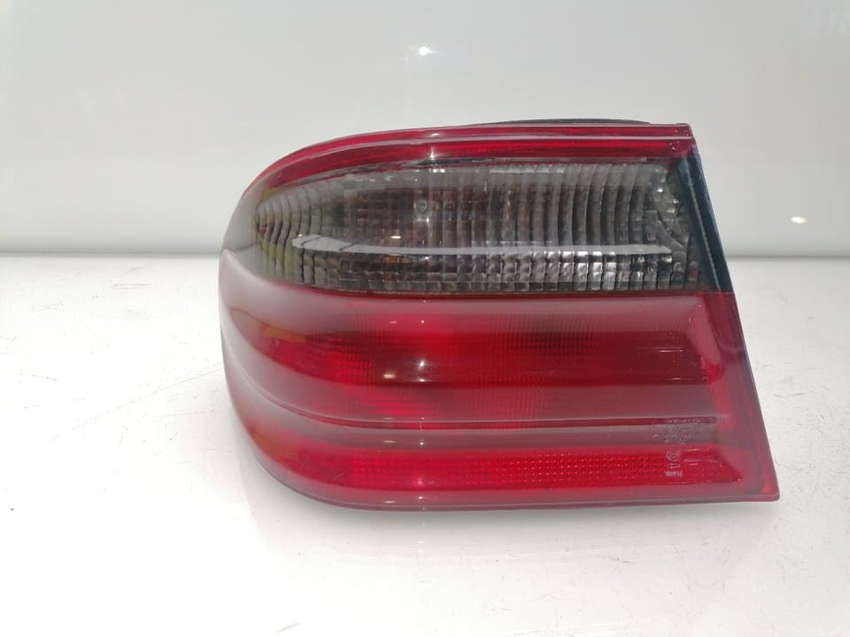 Piloto trasero izquierdo MERCEDES-BENZ CLASE E (W210) 5